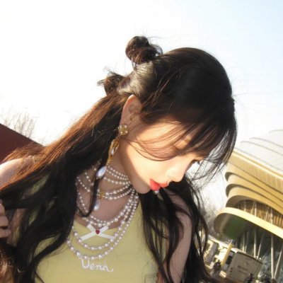 想吃掉我的非人少女